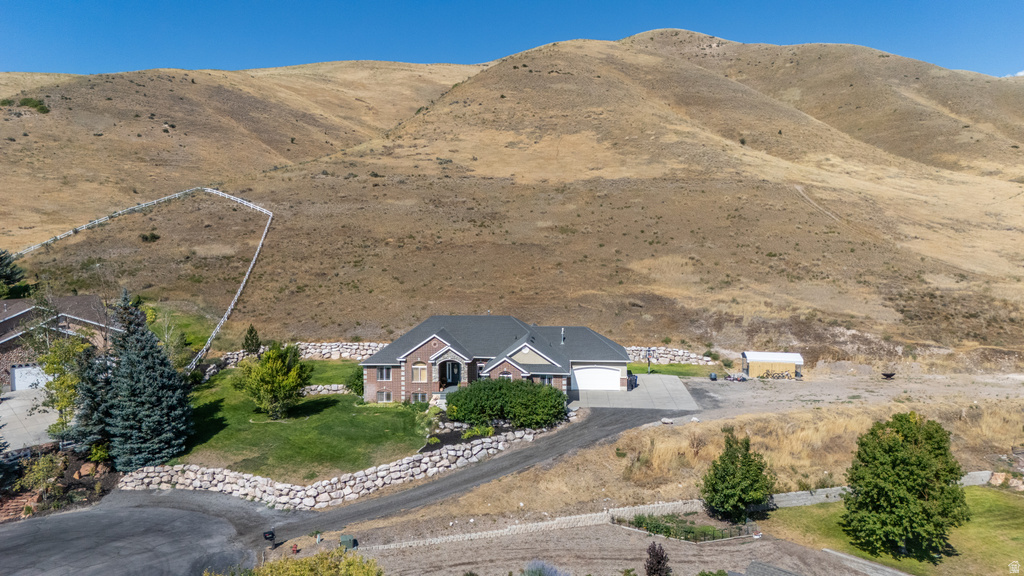 4238 N SEGO LILY RD photo 2