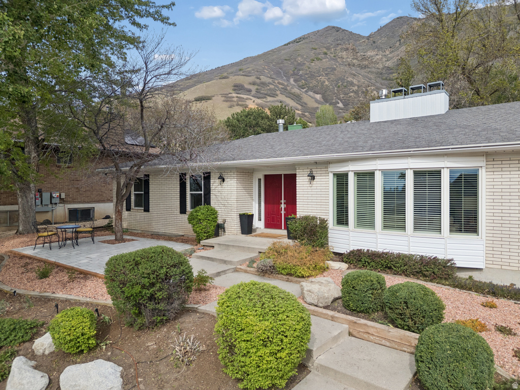 8295 S SUPERNAL WAY photo 5