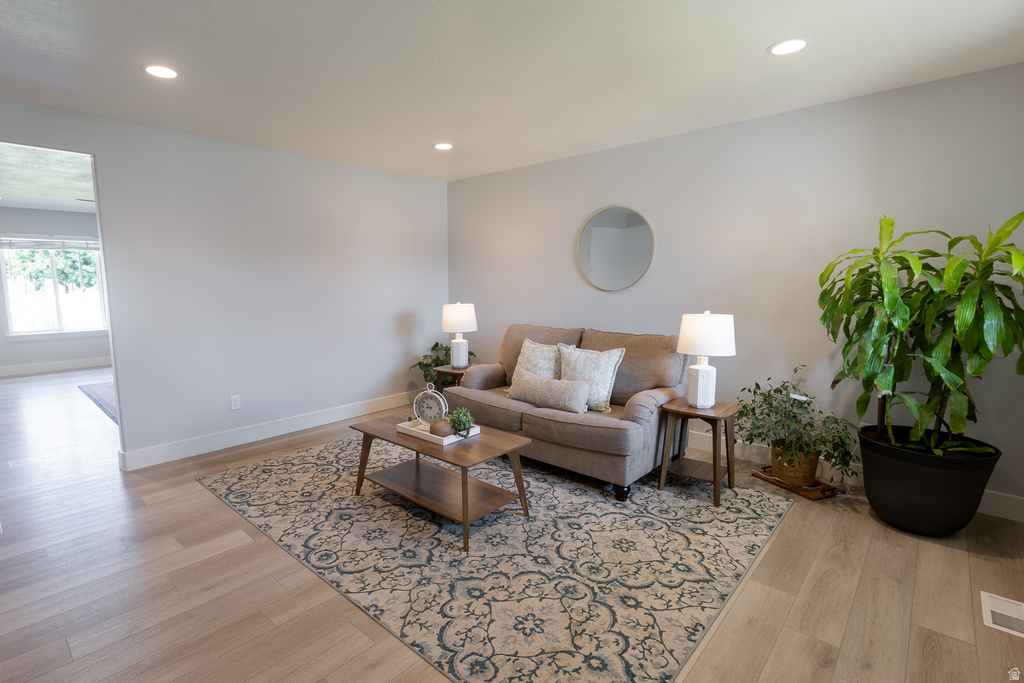 881 N 20 E photo 4