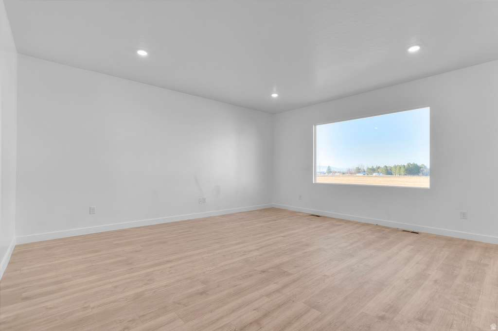 1355 W 2350 S photo 4