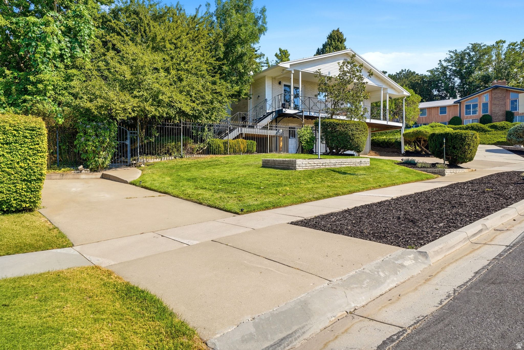 1502 FOREST GREEN E DR photo 2