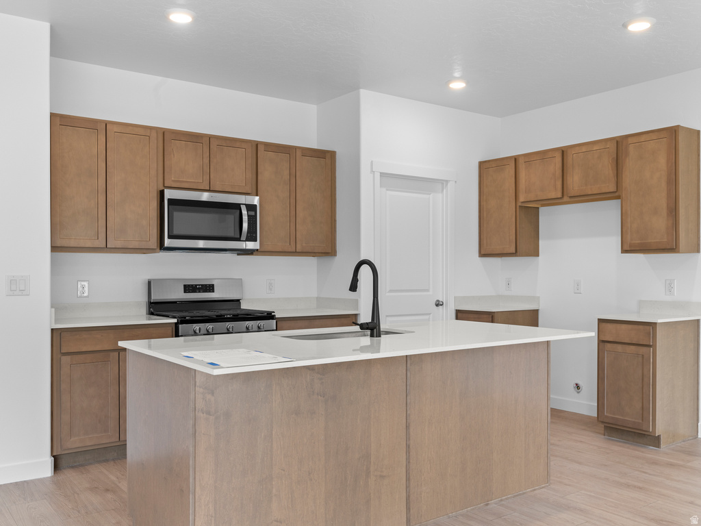 887 N 1860 E photo 2