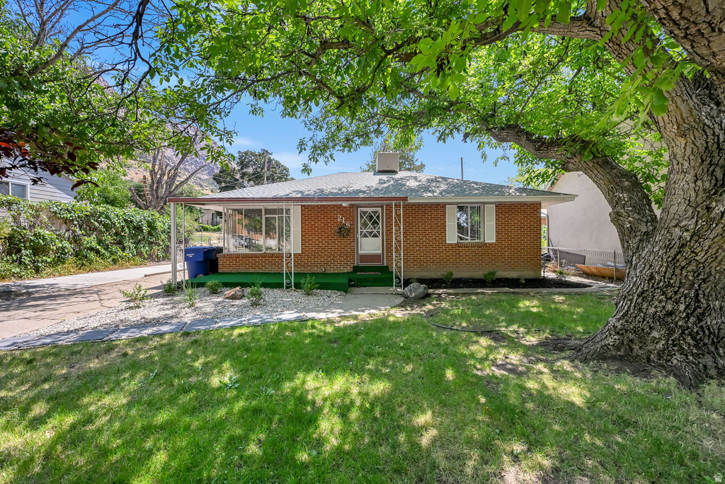 216 DONNA AVE photo 2