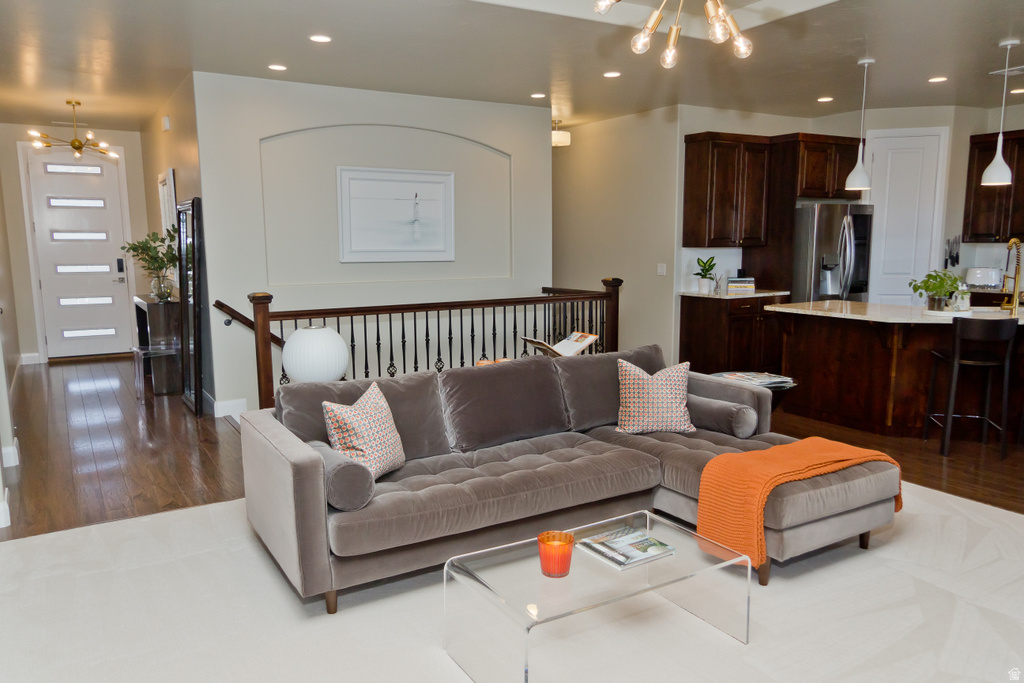 405 E NAGANO DR photo 5