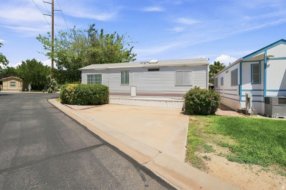 1160 E TELEGRAPH ST photo 4