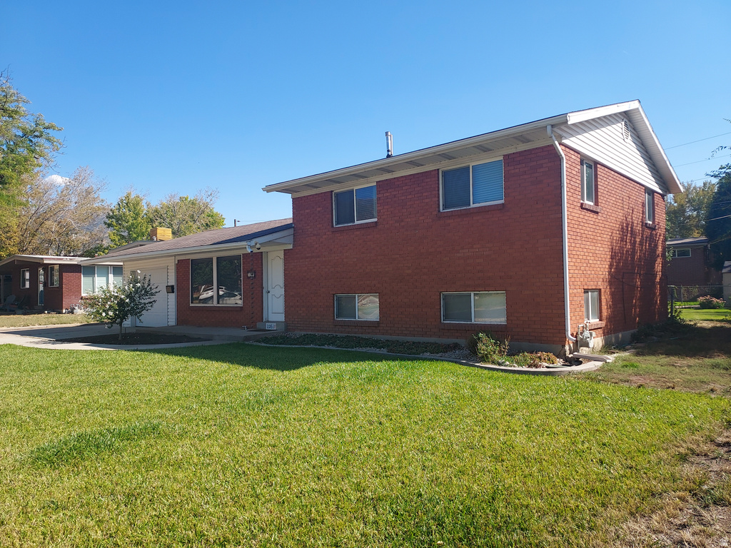 235 W 1400 N photo 4