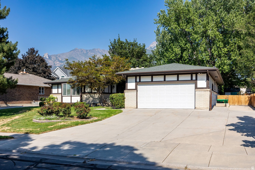 9739 S LAURA LANE DR photo 3