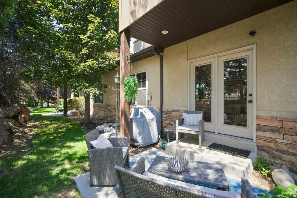1462 E TUSCAN OAK WAY photo 3