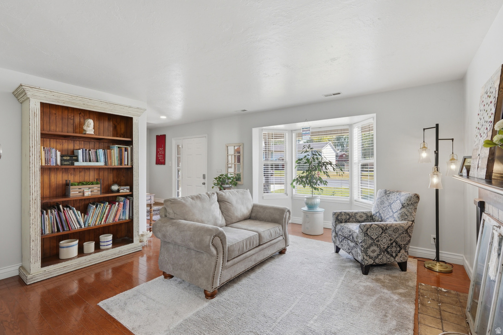 588 W 2125 N photo 2