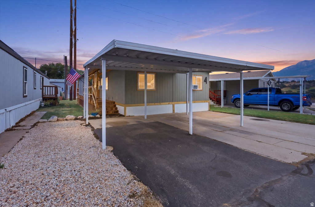 5648 S 1150 W photo 2