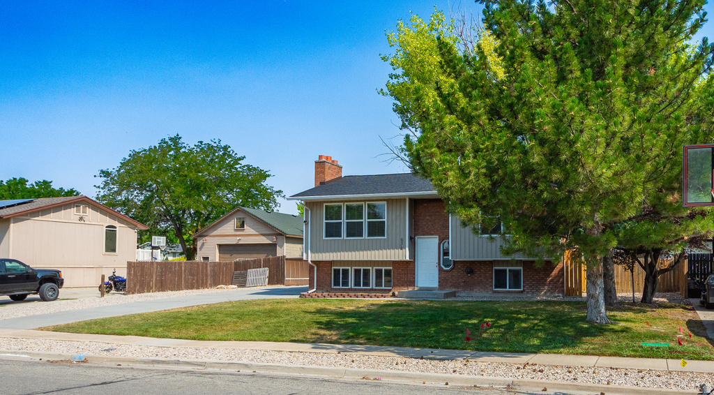 632 W 2150 N photo 2