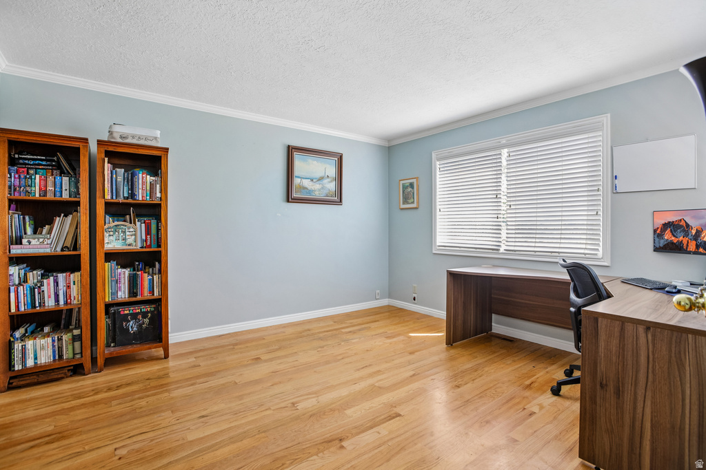 2112 N SUNSET DR photo 5