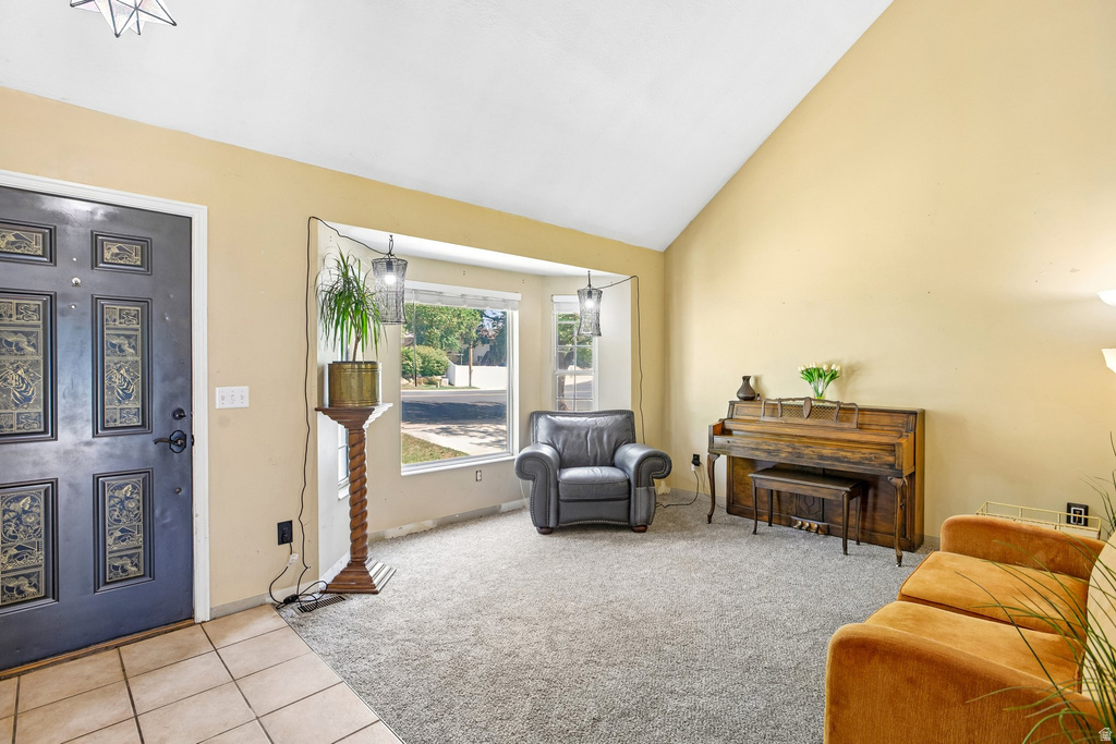 1005 EDGEWOOD DR photo 2
