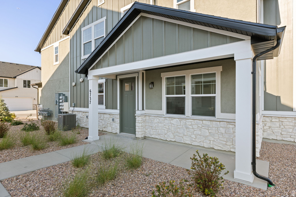 6737 W JUMBO ROCKS S LN photo 3