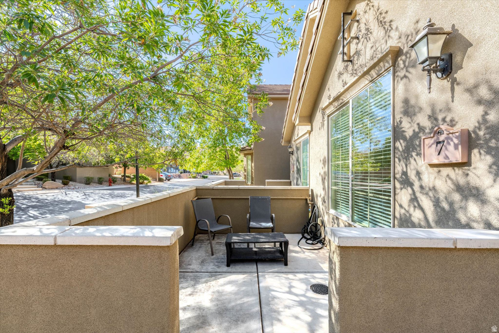 3439 S BARCELONA DR photo 5