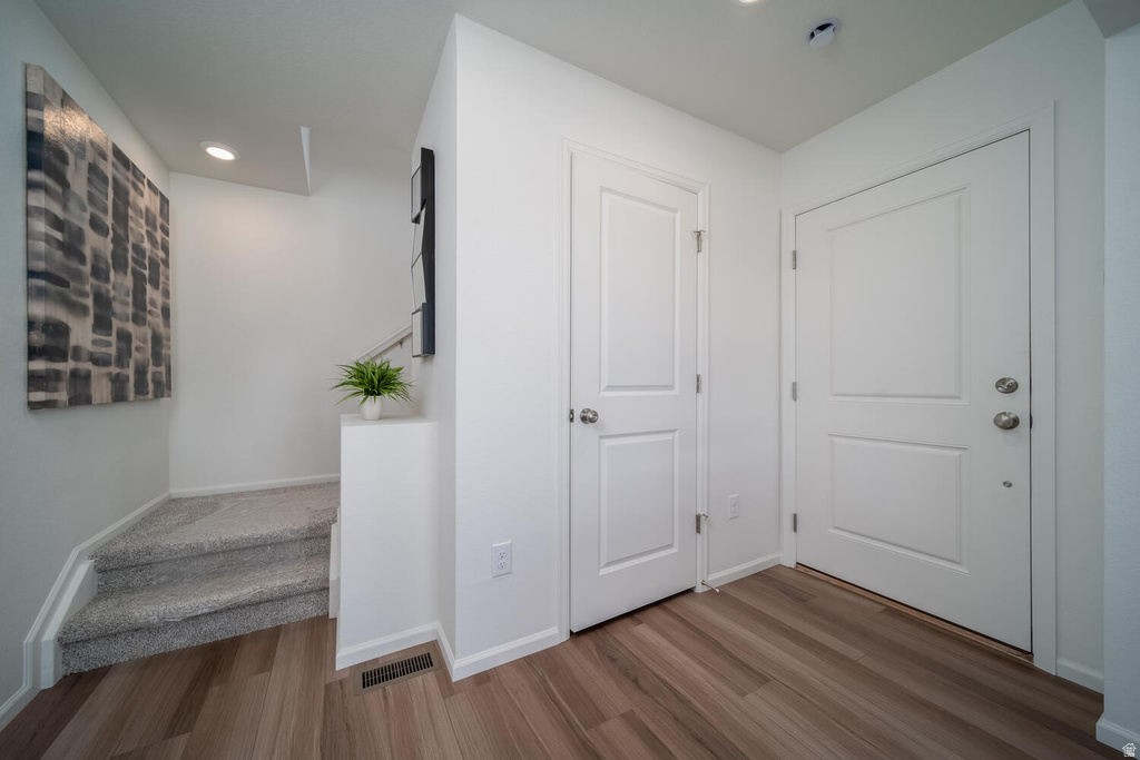 65 N JORDAN RIVER WAY photo 3