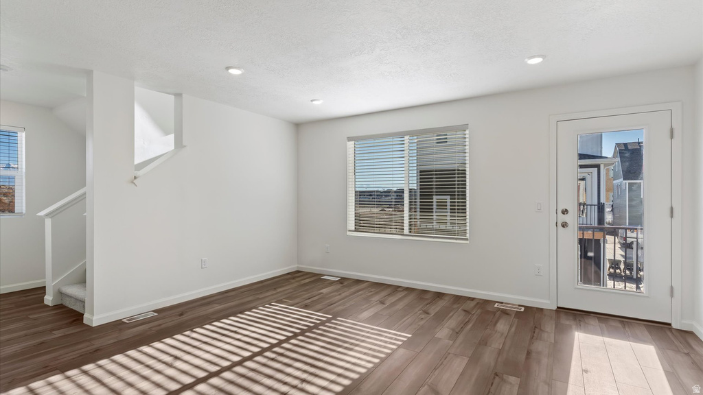 57 N JORDAN RIVER WAY photo 4