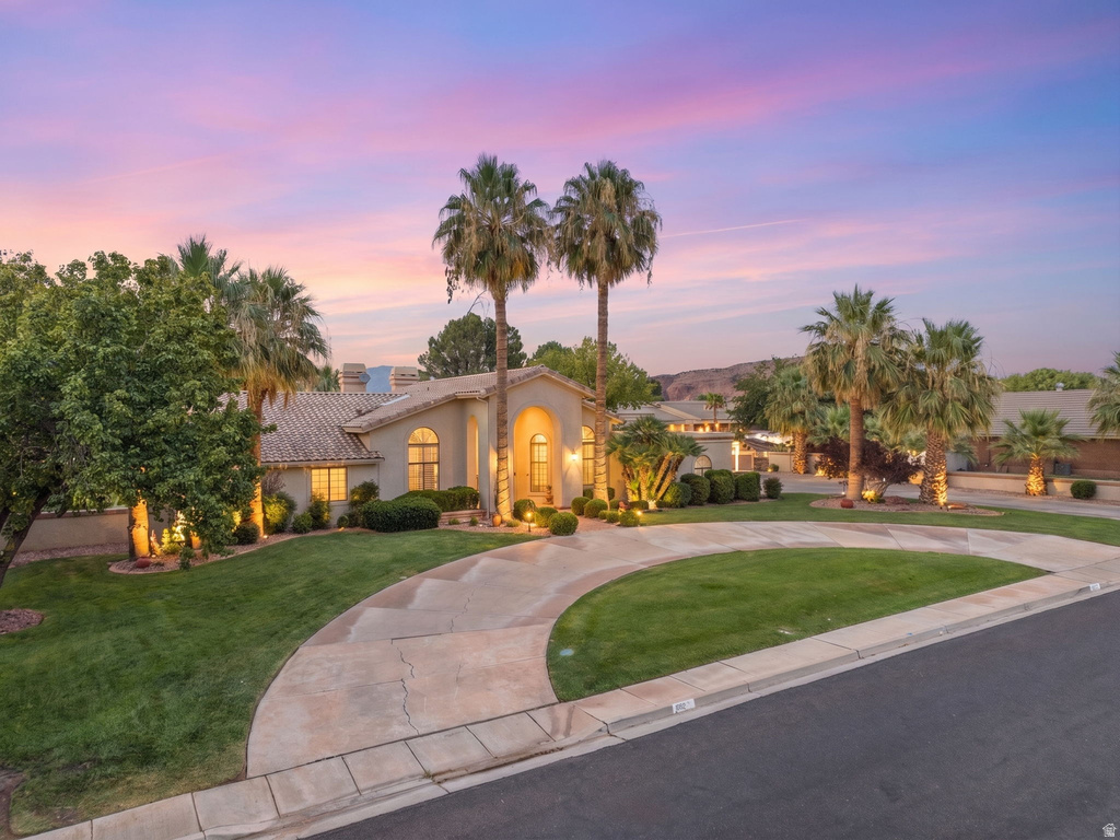 452 DEL MAR DR photo 2