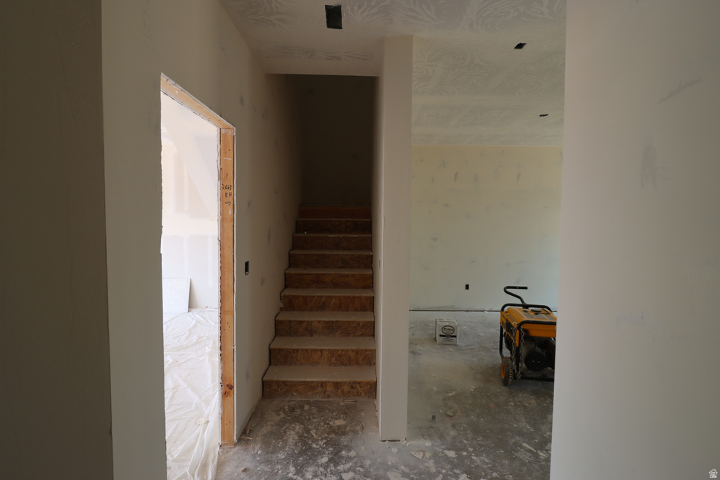1828 W 2975 N photo 4