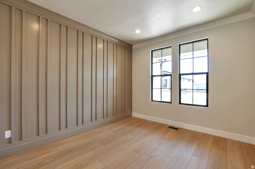 286 W SUMMERHILL LN photo 3