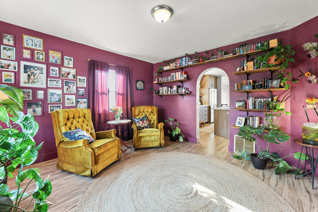417 E VINE photo 3