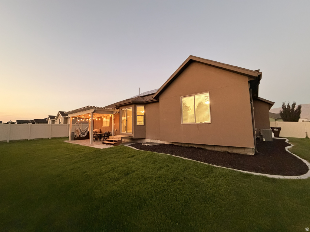 4443 N BUTTERFLY LN photo 4