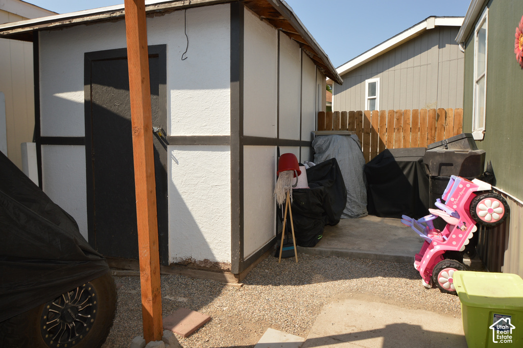 75 W 250 N photo 4