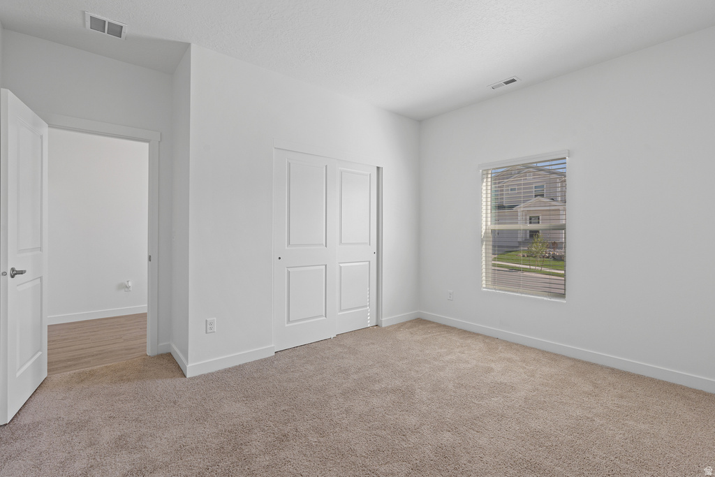 7192 OQUIRRH RANCH PKWY photo 3