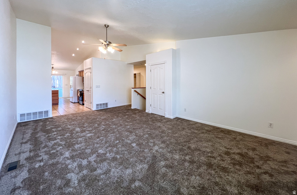 527 W 1450 N photo 2