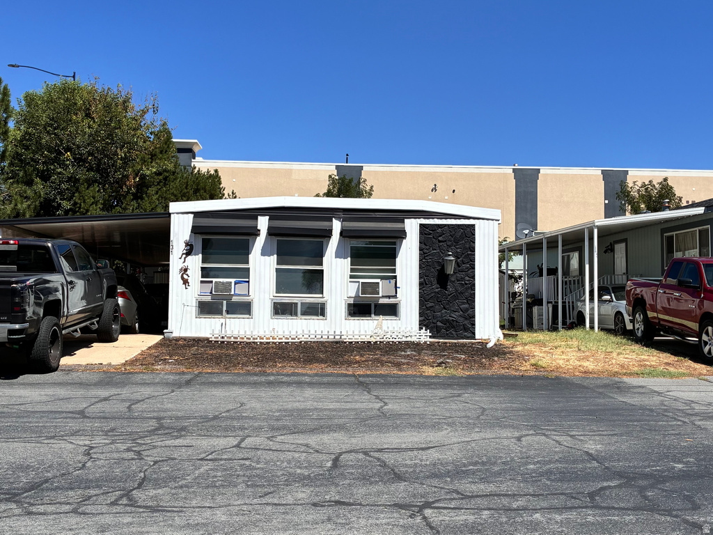 2600 N HILL FIELD RD, Layton