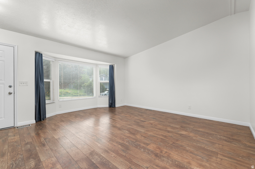 1188 CANNON DR photo 4