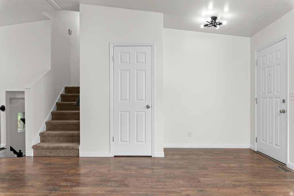 1188 CANNON DR photo 5