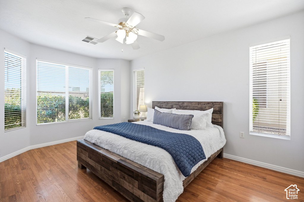 1804 W RED RIVER DR photo 2