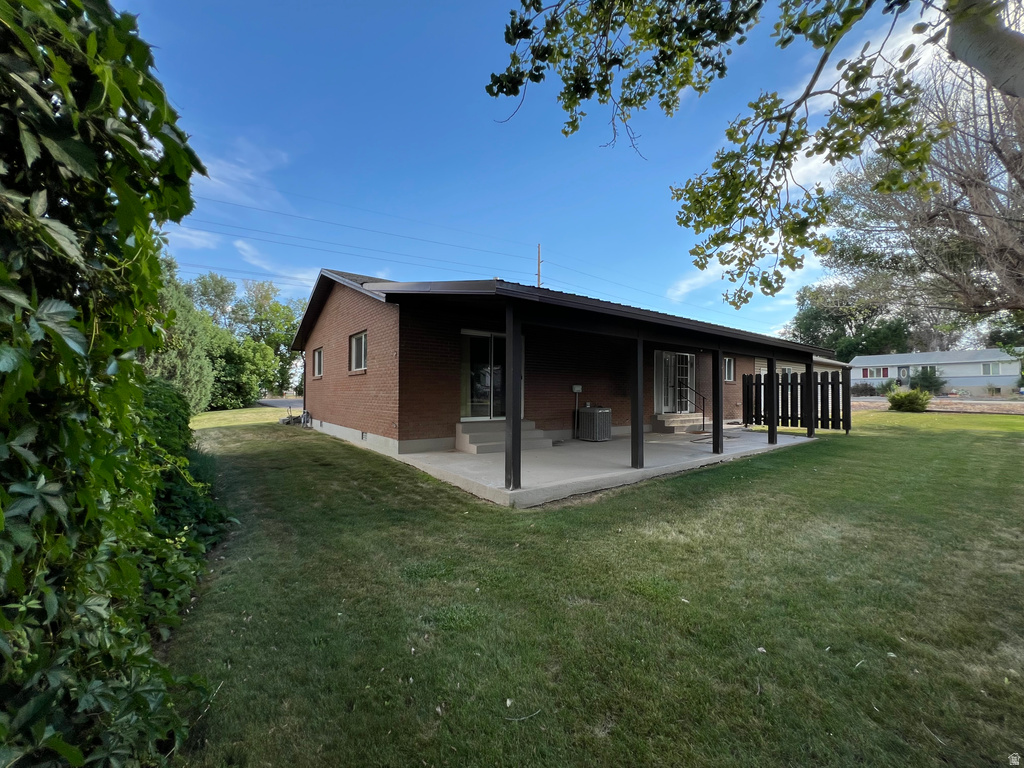 2372 W 500 N photo 3