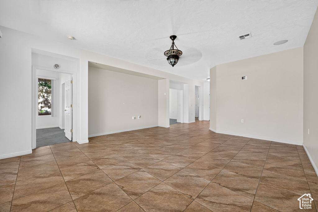 1448 W SUMMER POPPY DR photo 2