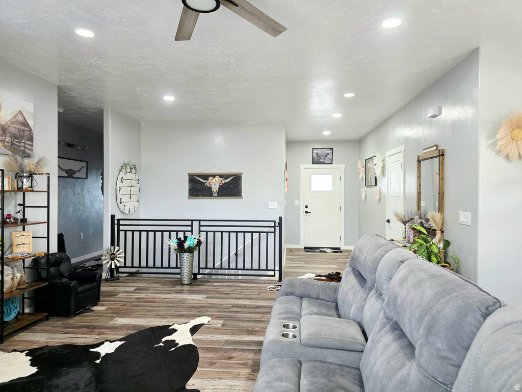 405 E 200 S photo 3
