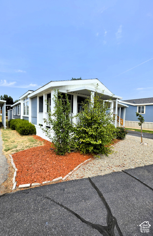 23 LAKEVIEW DR photo 4