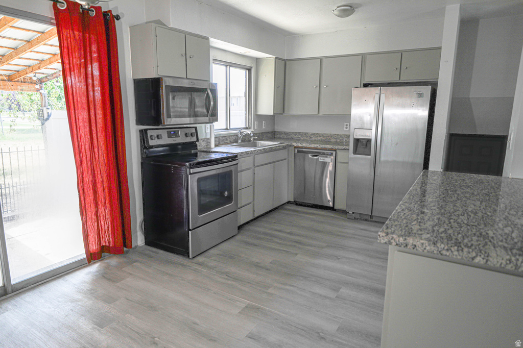 956 N 1175 W photo 2