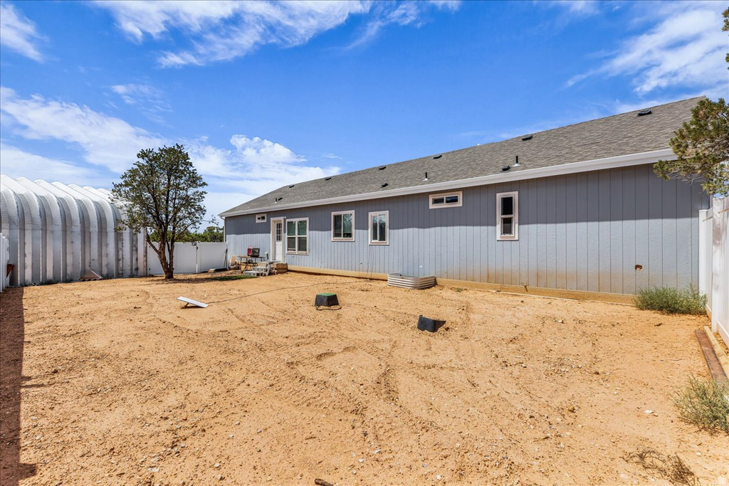 17695 W HARMONY photo 4