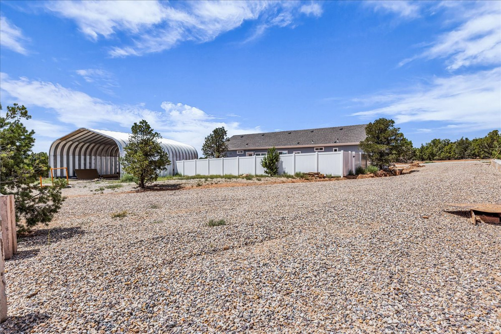 17695 W HARMONY photo 5