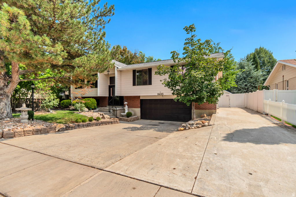 9495 S PINEDALE CIR photo 3