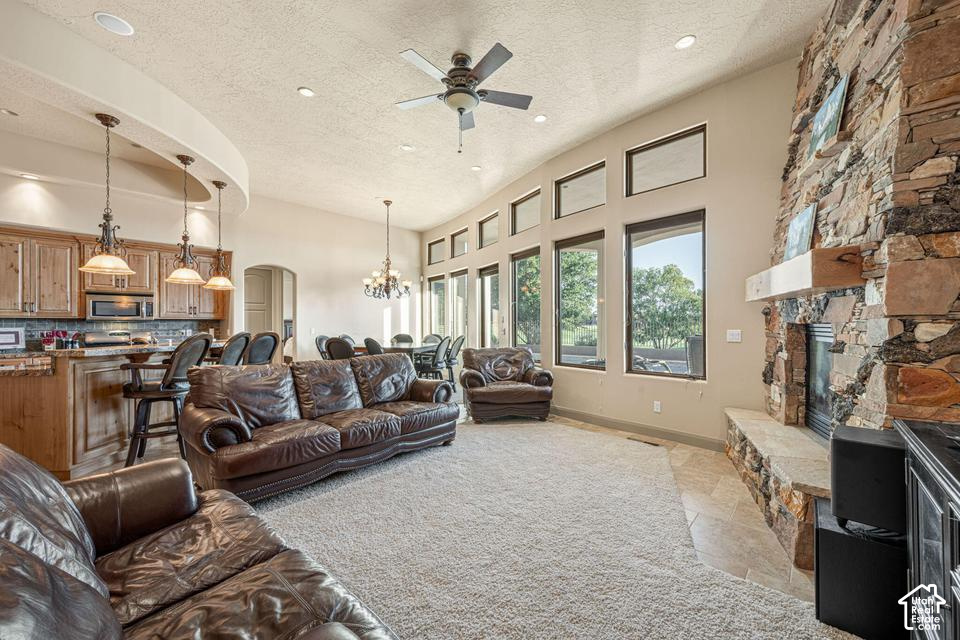 1747 W RED CLOUD CIR photo 5