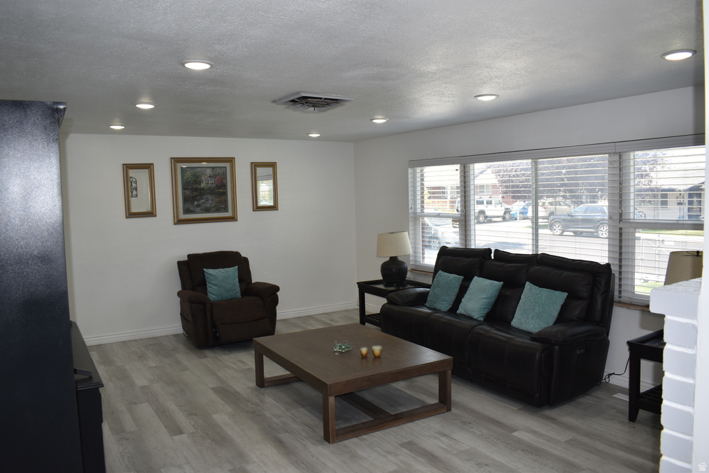 330 N 725 W photo 5