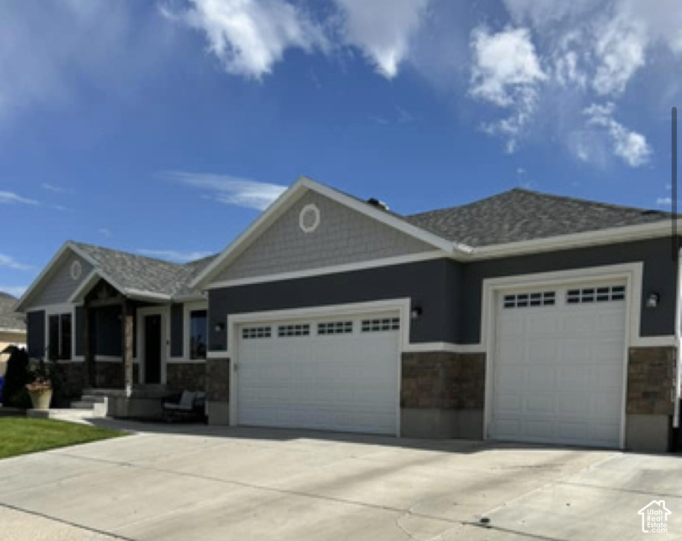 1198 E RAVEN WAY photo 2