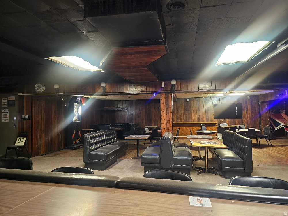 5401 E HWY 40 photo 5