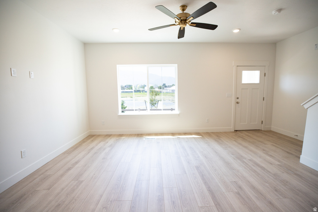 528 E 640 N photo 4
