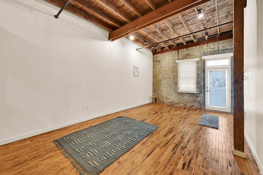 346 W PIERPONT AVE photo 5