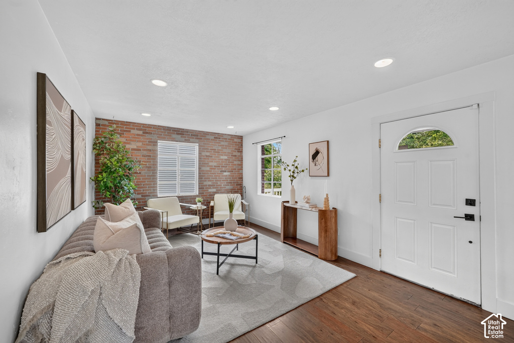 1134 E LORRAINE S DR photo 3