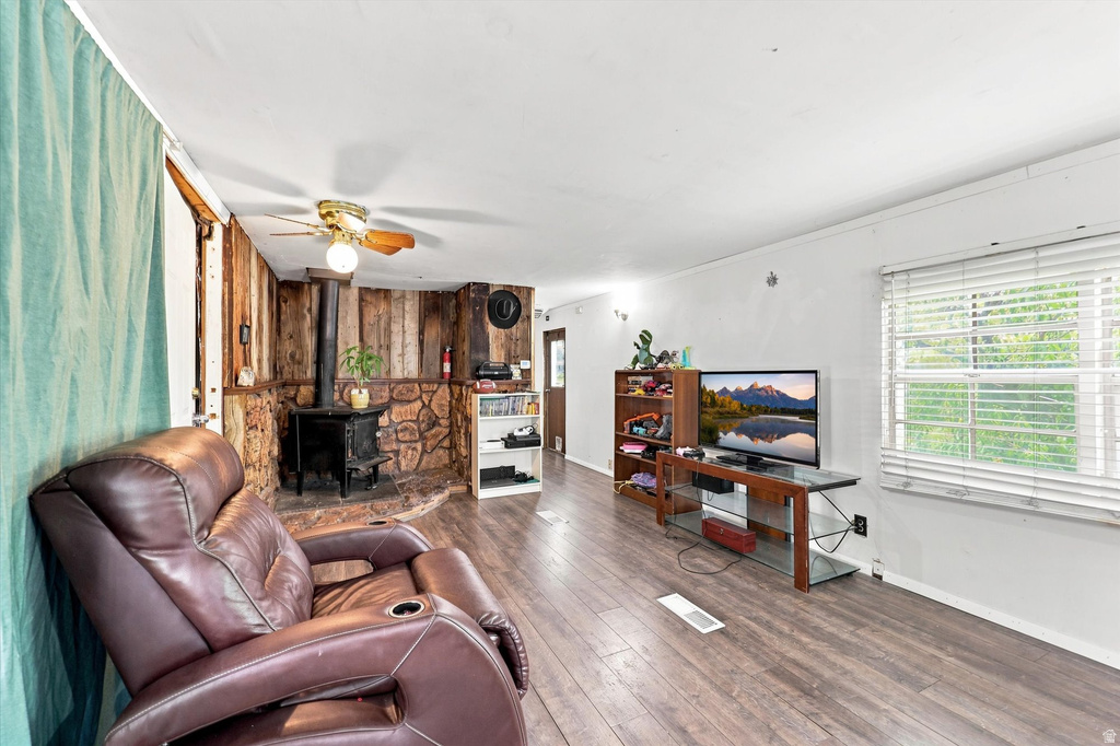 1150 N 200 W photo 3