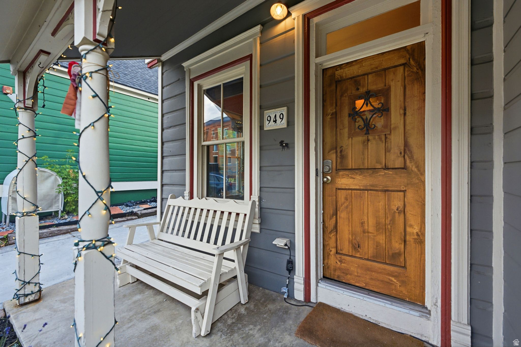 949 PARK AVE photo 3